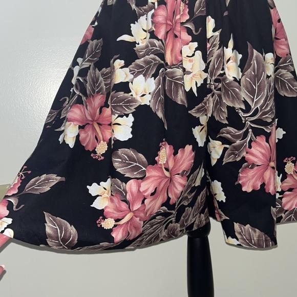 Vintage Floral Hawaiian Culottes Shorts/Skort - Picture 2 of 10